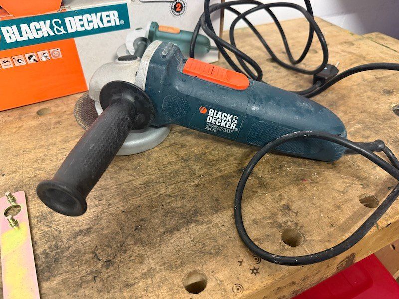 Tutte le macchine: Black&Decker - Winkelschleifer – Usato da Adetswil venduto da Faluna 3