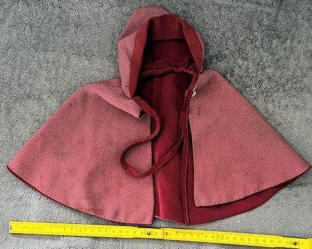 Puppenkleider Umhang rot 1 Teile