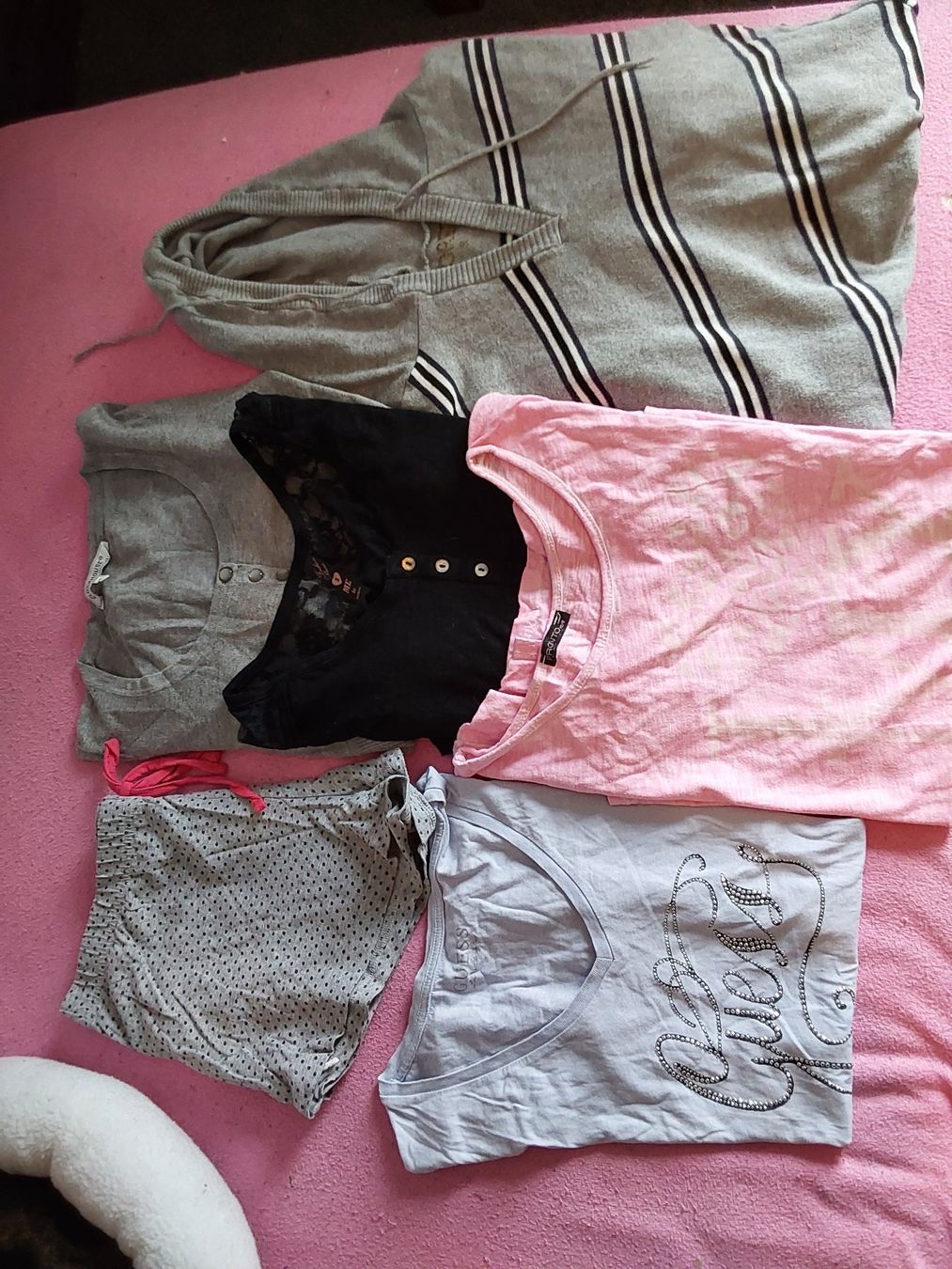 Lotti di vestiti: Grosses tolles Kleiderpaket Gr.S – Usato da Döttingen venduto da Verkauf 2