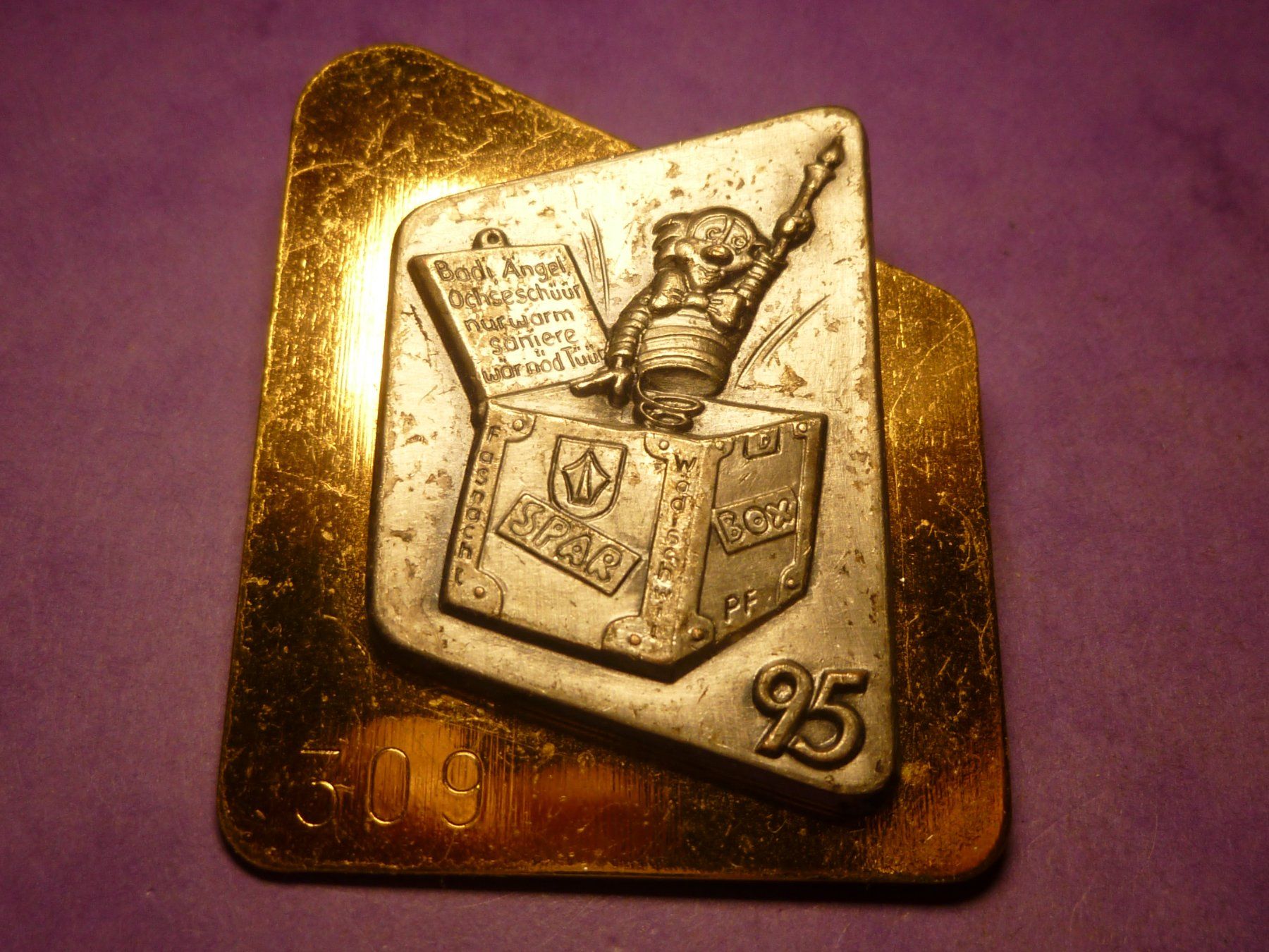 Placchette & Badge: WÄDENSWIL 1995 GOLD – Usato da Ried (Muotathal) venduto da Mandarin02