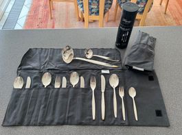Versilbertes Besteckset inkl. Silberbad & Luasol Taschen