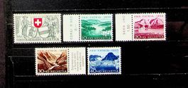 PRO PATRIA SÉRIE DE TIMBRES NEUF** 1953 SBK 20.00 / T634