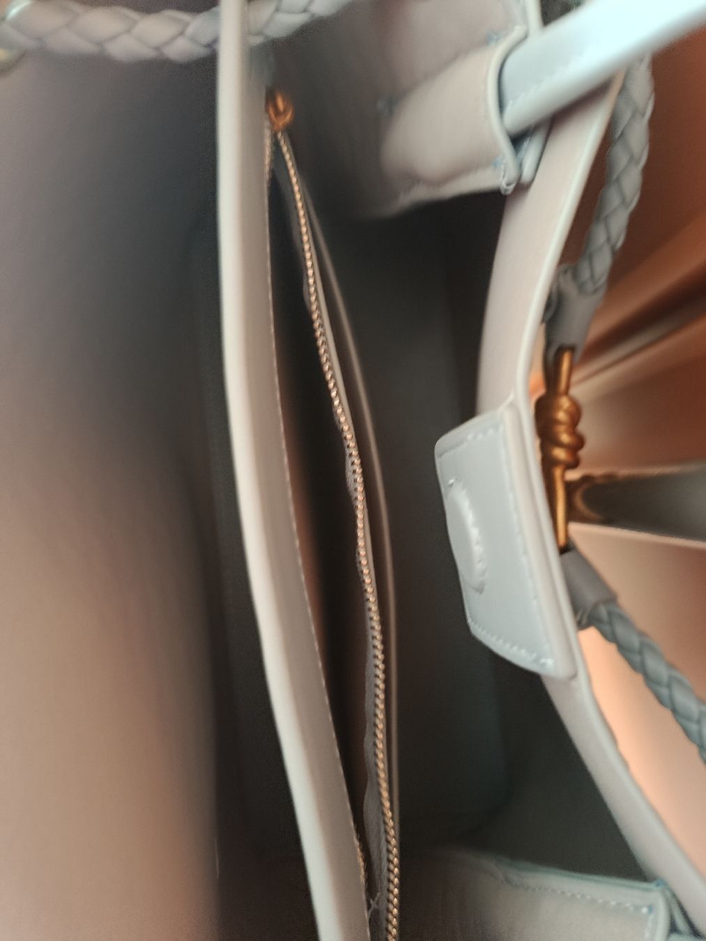 Borse da donna: Hellblaue Damen Handtasche – Nuovo e nell'imballaggio originale da Küsnacht ZH venduto da turtlehouse 2