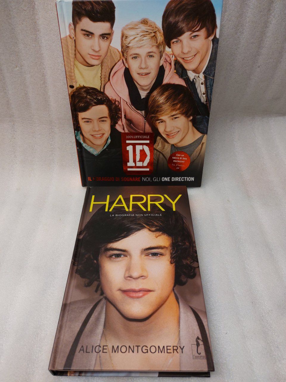 Libri: One Direction - Set di 8 Libri + Biografia – Usato da Pambio Noranco venduto da Pol69 1