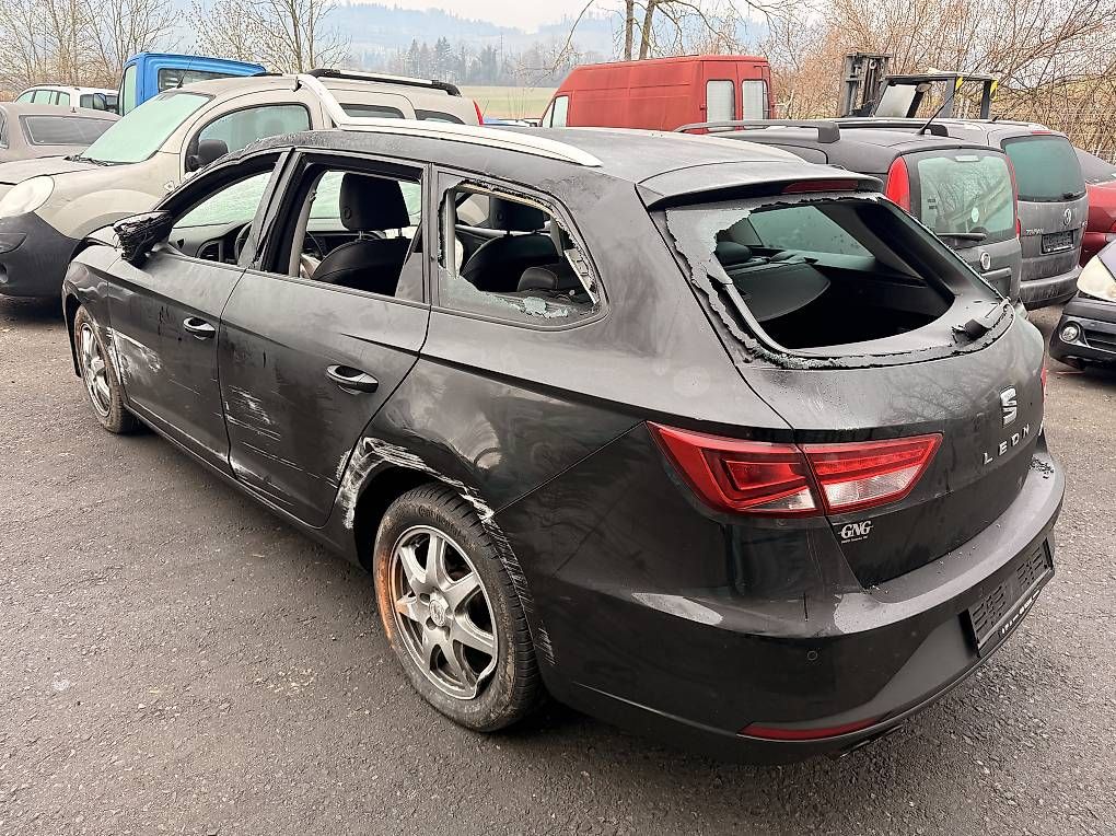 Autos: Seat Leon ST FR  1.4TSI Ersatzteile  – Gebraucht aus Udligenswil von Sch2s 1