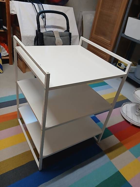 Regale: Regal Metall weiss, IKEA – Gebraucht aus Muttenz von bar_j8xd