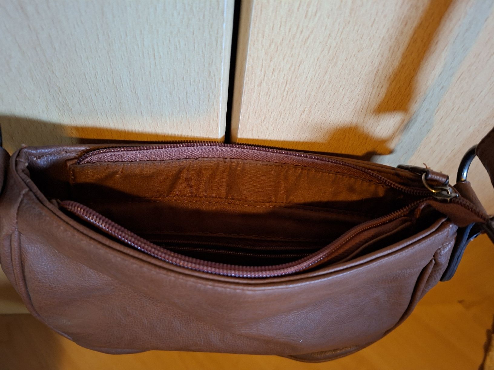 Borse da donna: Sac à bandoulière marron – Nuovo (secondo la descrizione) da Gumefens venduto da izalala 3