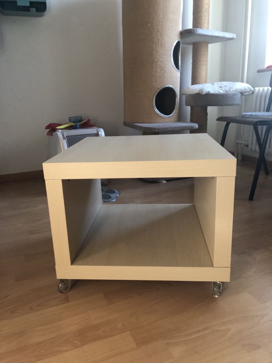 Ikea Tische: Table base avec roulettes – Gebraucht aus Biel/Bienne von Lianumi