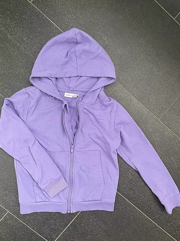 Giacche & Cappotti: Sweatjacke – Usato da Münchenbuchsee venduto da Principessa84