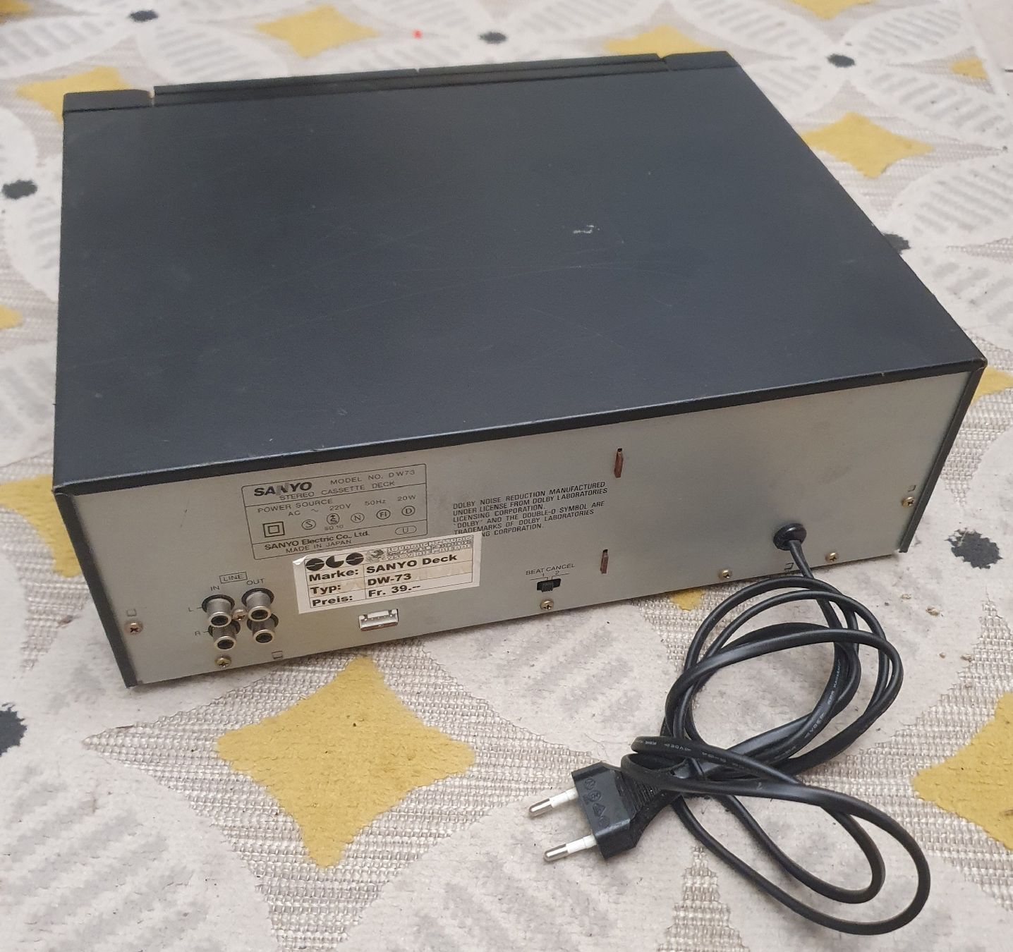 Sanyo Enregistreurs: SANYO DW73 - Doppel-Tapedeck – Défectueux à Pfäffikon ZH par edwinstarr1 2