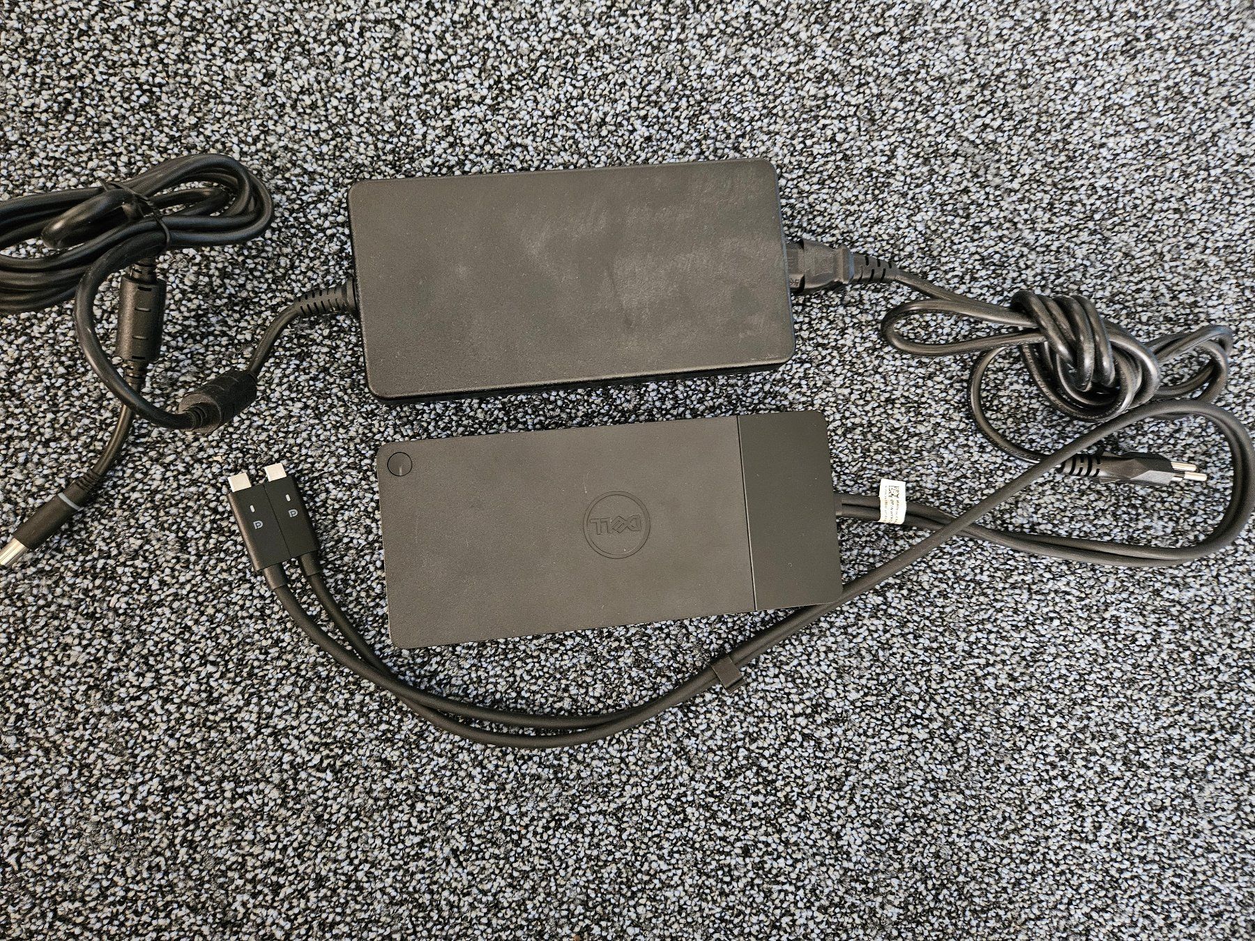 Dell Docking station: Docking Station Dell WD19DCS – Usato da Rotkreuz venduto da pic_sq5j