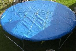 Abdeckplane / Schutzhülle zu Trampolin 3.96 m PE mit Ablauf