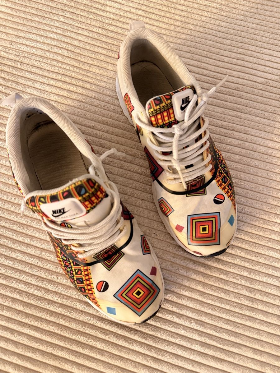 Scarpe da uomo: Nike Air Max Grösse 41 bunte Muster – Usato da Orpund venduto da mar_qrp6
