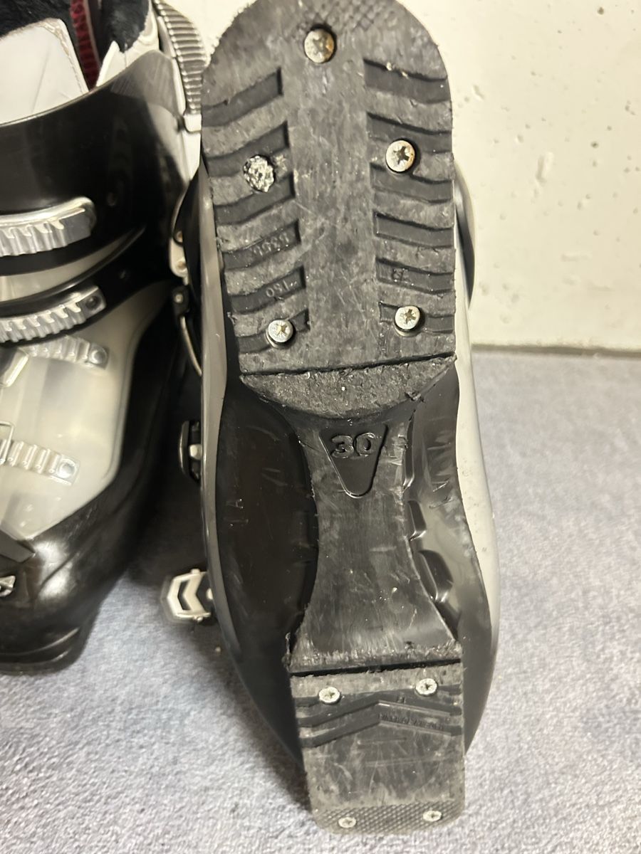 Salomon Scarpe da uomo: Skischuhe Salomon Grösse 45 gebraucht – Usato da Oberrohrdorf venduto da Leste70 2