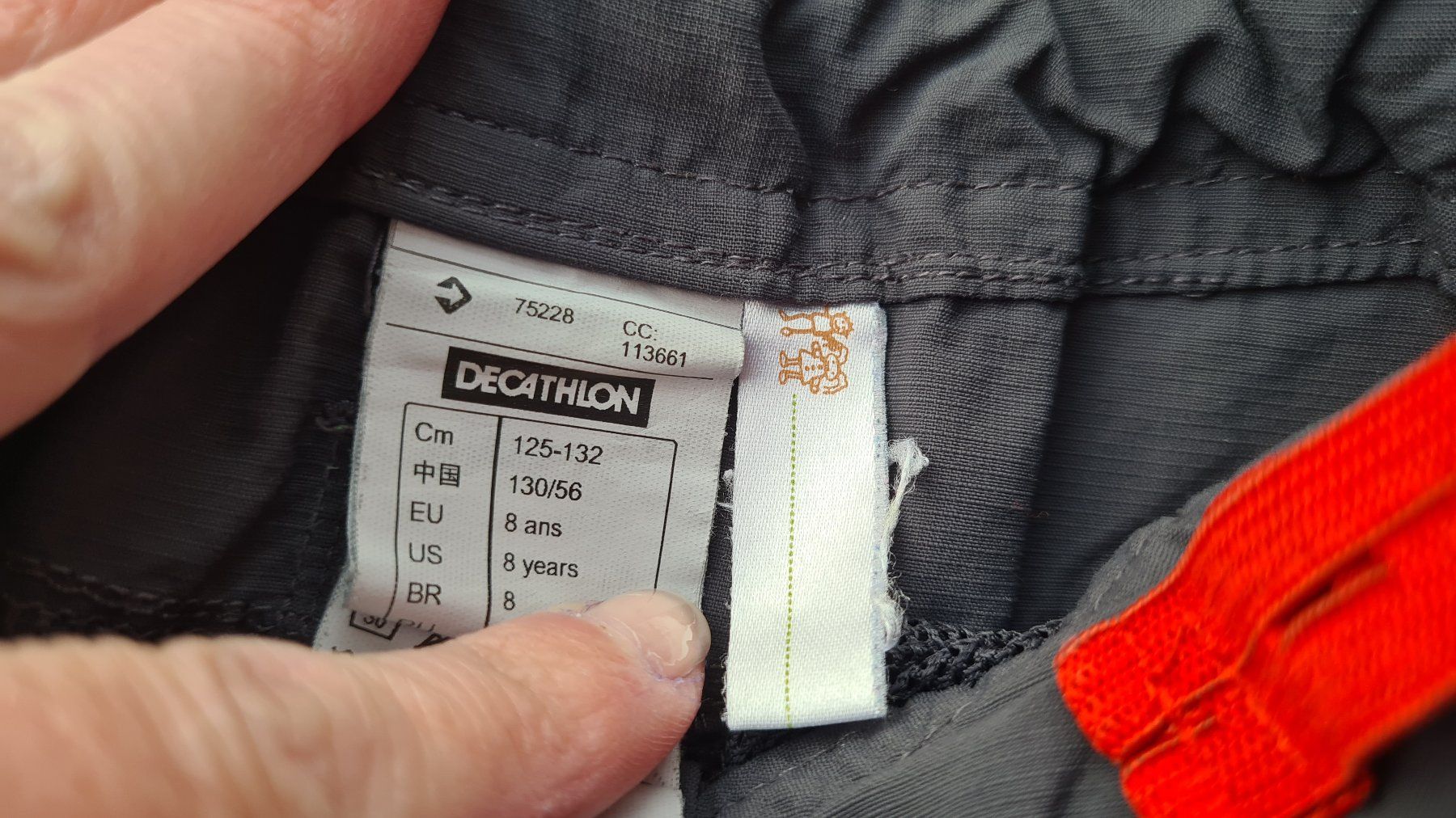 Decathlon Pantaloni: Zip-Off Outdorhosen 125/132 – Usato da Obergösgen venduto da schesom 2