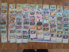 Set complet des 30 ans en fr!! Pokemon 84 cartes!