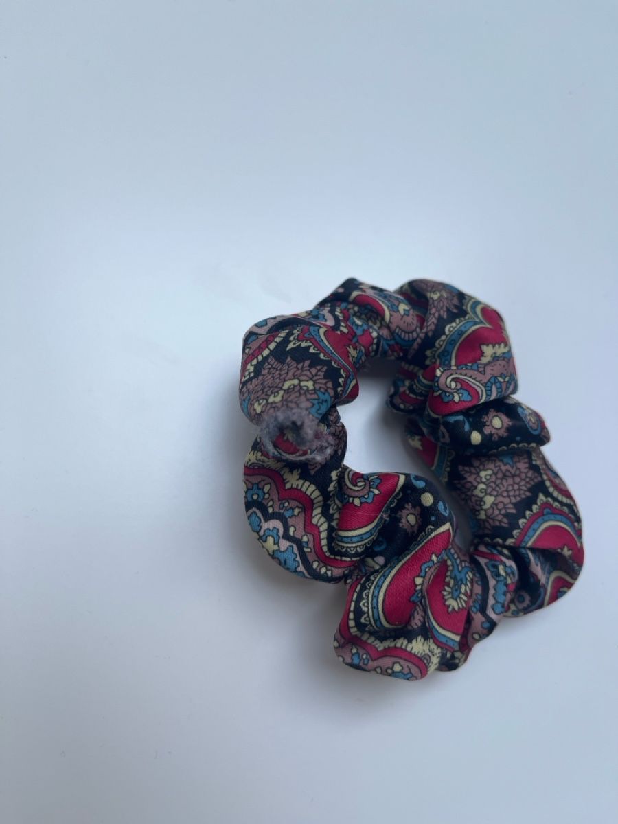 Accessori per capelli: Gemusterter Haargummi/Scrunchie – Usato da Zürich venduto da lyn_tqp5 1