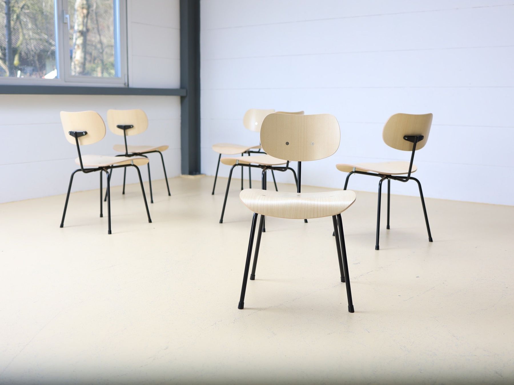 Chaises: Egon Eiermann Stuhl Wilde & Spieth | Beige – Neuf avec emballage d'origine à Meinisberg par atelier_TILIJA 9