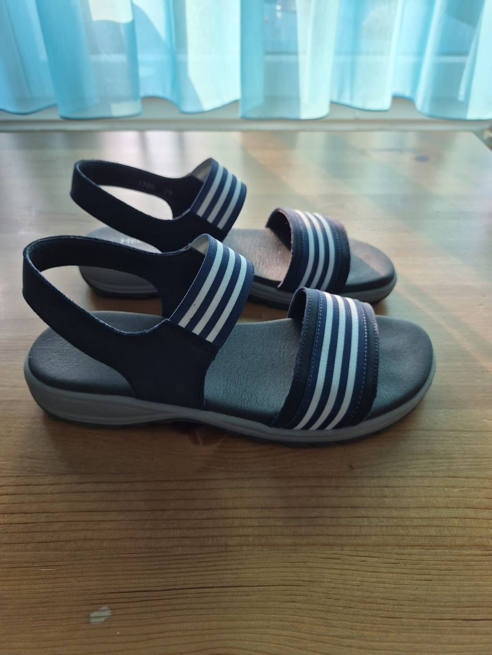 Helvesko Damenschuhe: helvesko Sandalen 39 – Gebraucht aus Adlikon b.Regensdf von che_xxb9 3