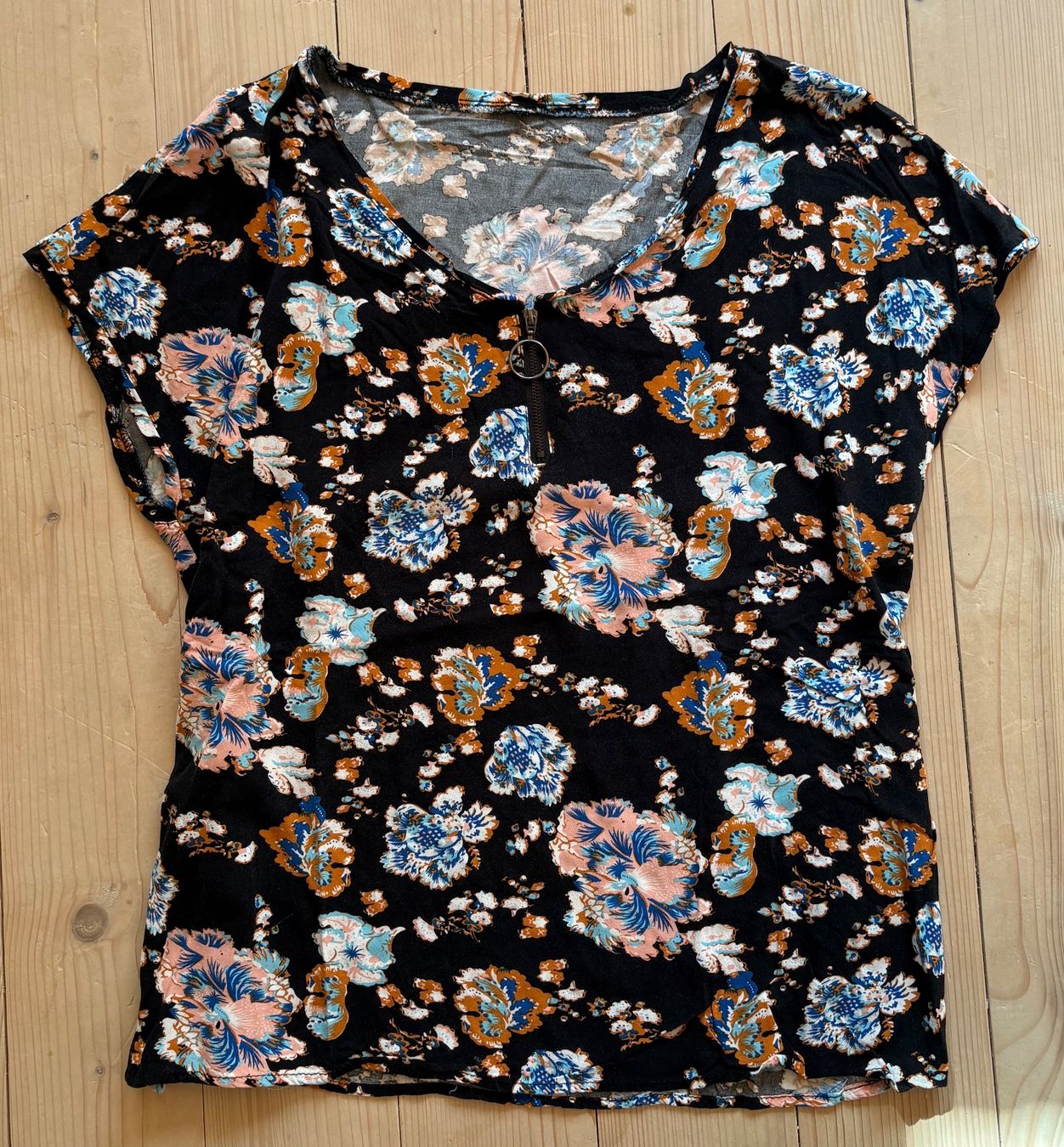 Camicette: Shirt /Top/ Bluse/Tunika Blumen Gr.L – Usato da Siblingen venduto da Vany_McDougall 4