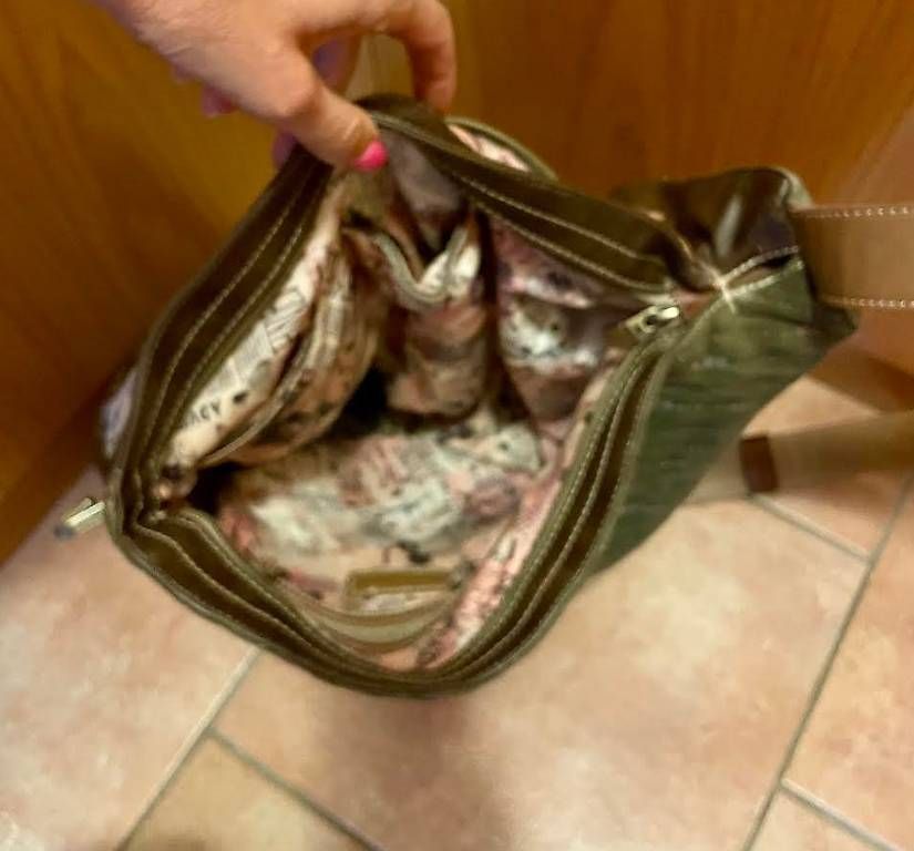 Zaini: borsa/zaino tracolla marca ANEKKE – Usato da Cadro venduto da mic_qy9c 2