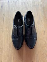Derbies cloutés taille 38