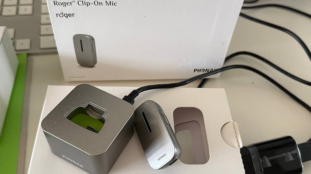 Attrezzature mediche: PHONAK Roger Clip on mic  – Usato da Lausanne venduto da x-drink