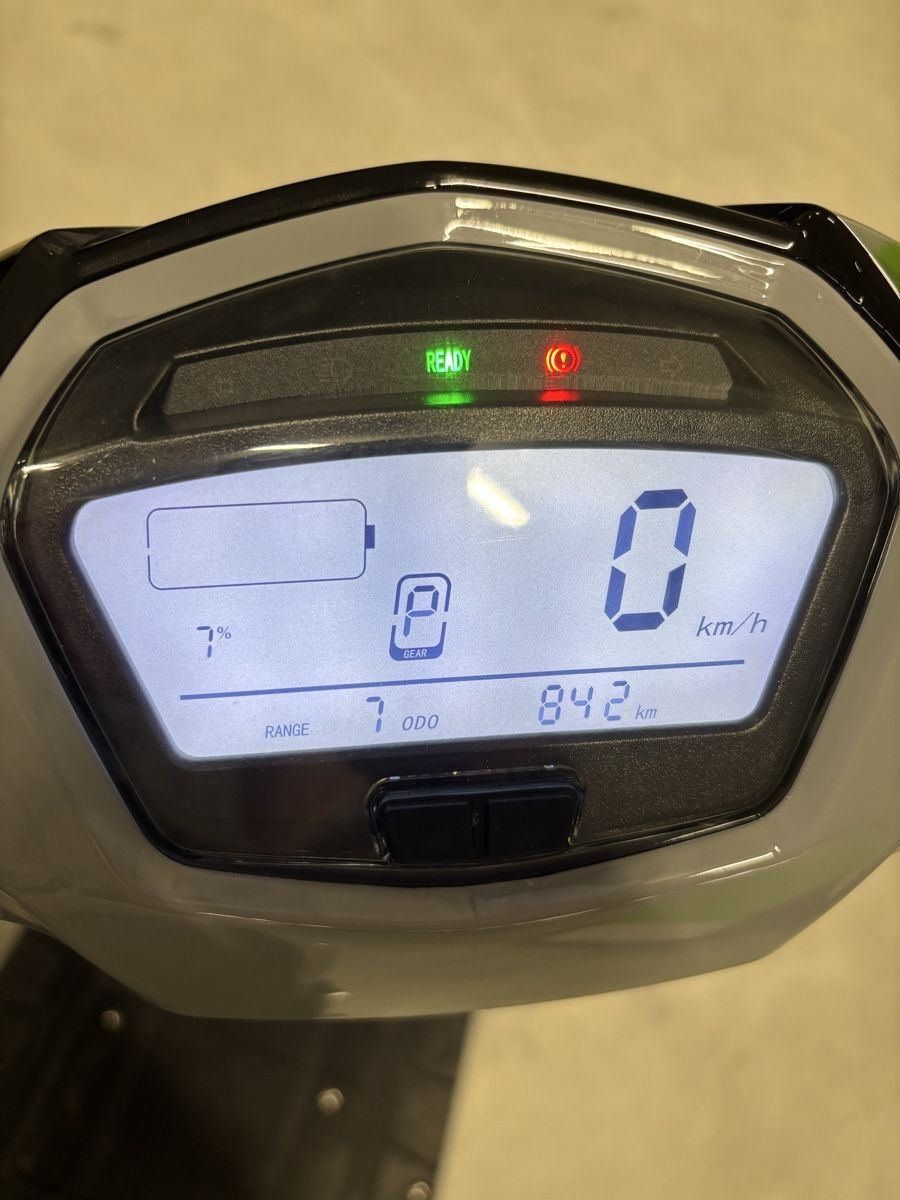 Autres: Elektroroller schnell – D'occasion à Aadorf par DimSa8766 3