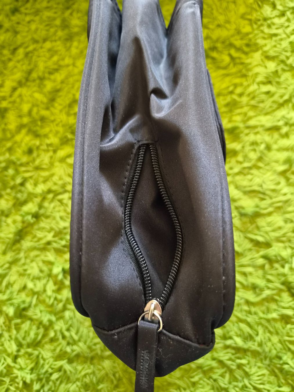 Borse da donna: Neue Handtasche mit vielen Fächern – Usato da Zürich venduto da chralo 4