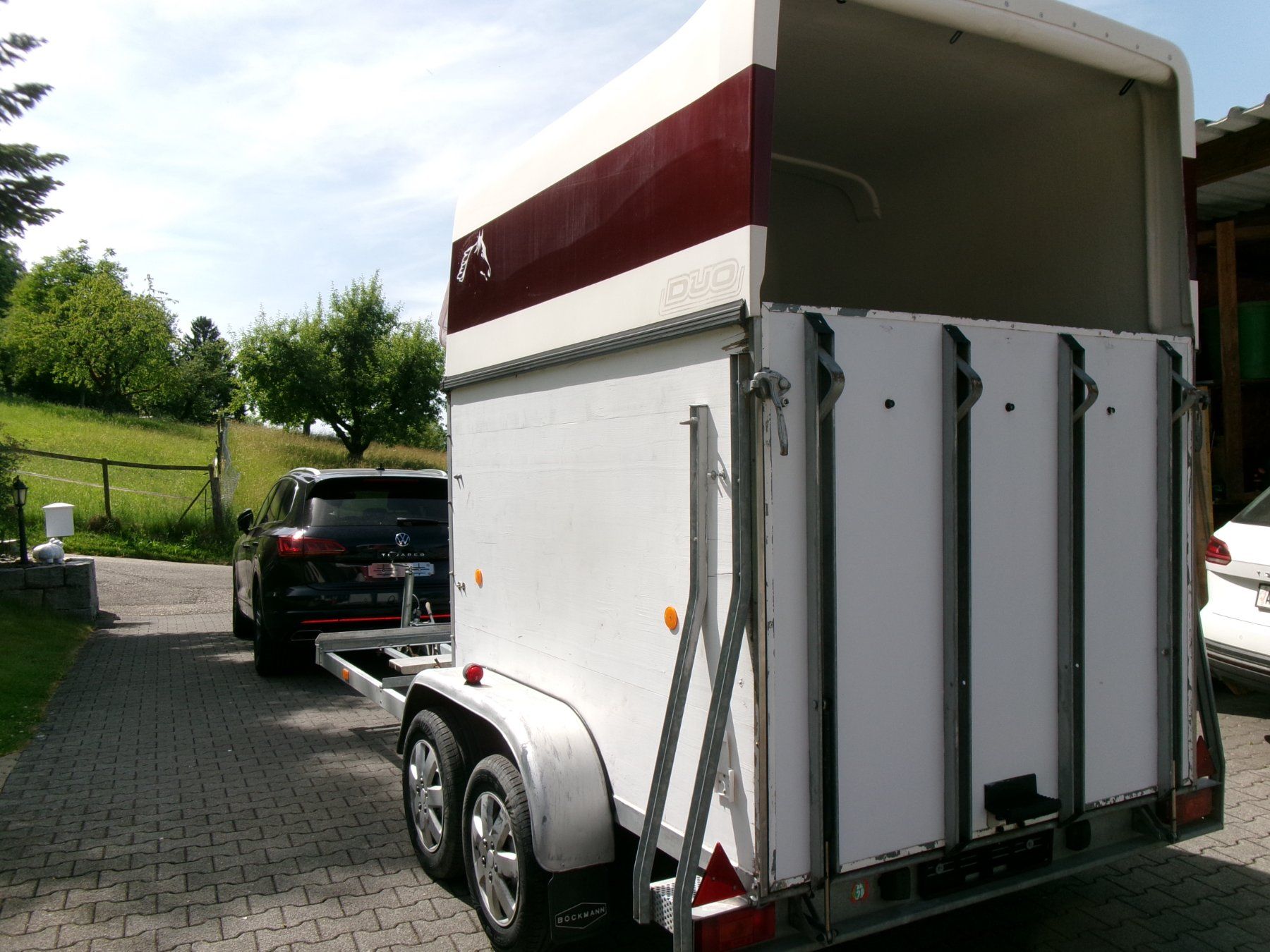 Anhänger: 2er Pferdeanhänger mit Kutschenaufbau – Gebraucht aus Muhen von Bschaf 4