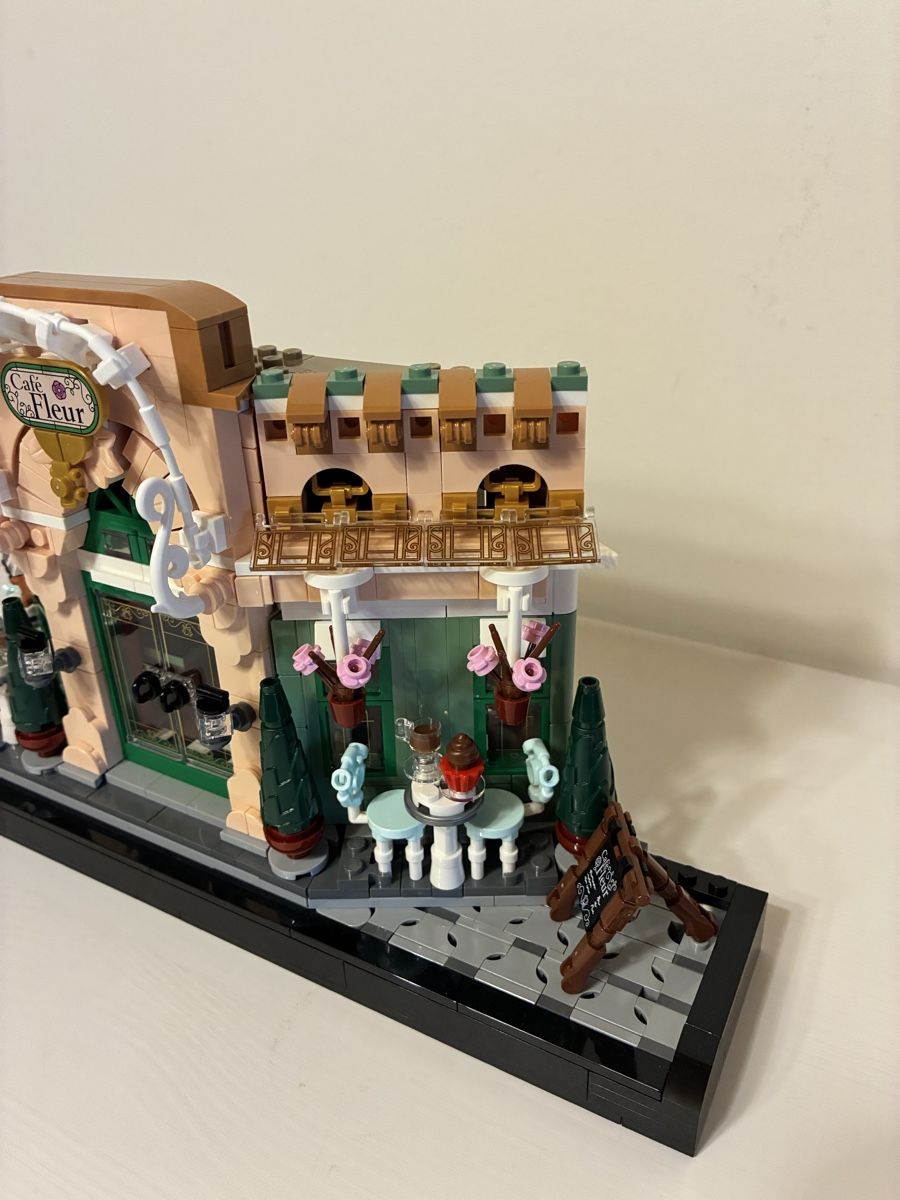 Lego Kit di costruzioni: Lego Cafe Fleur – Usato da Speicher venduto da spla03 3