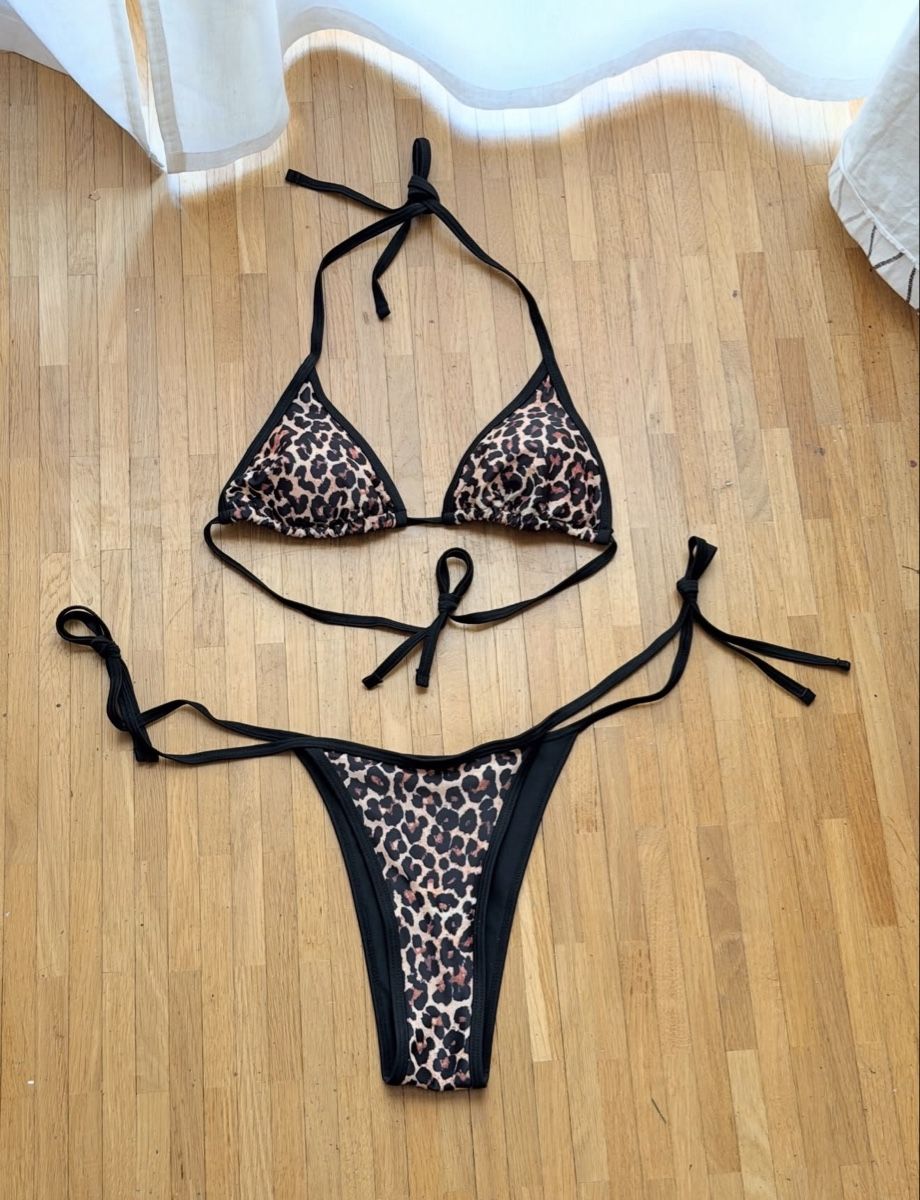 Badekleider & Bikinis: Maillot de bain Leopard 2 pièces  – Neu und originalverpackt aus Le Lignon von Ana2831