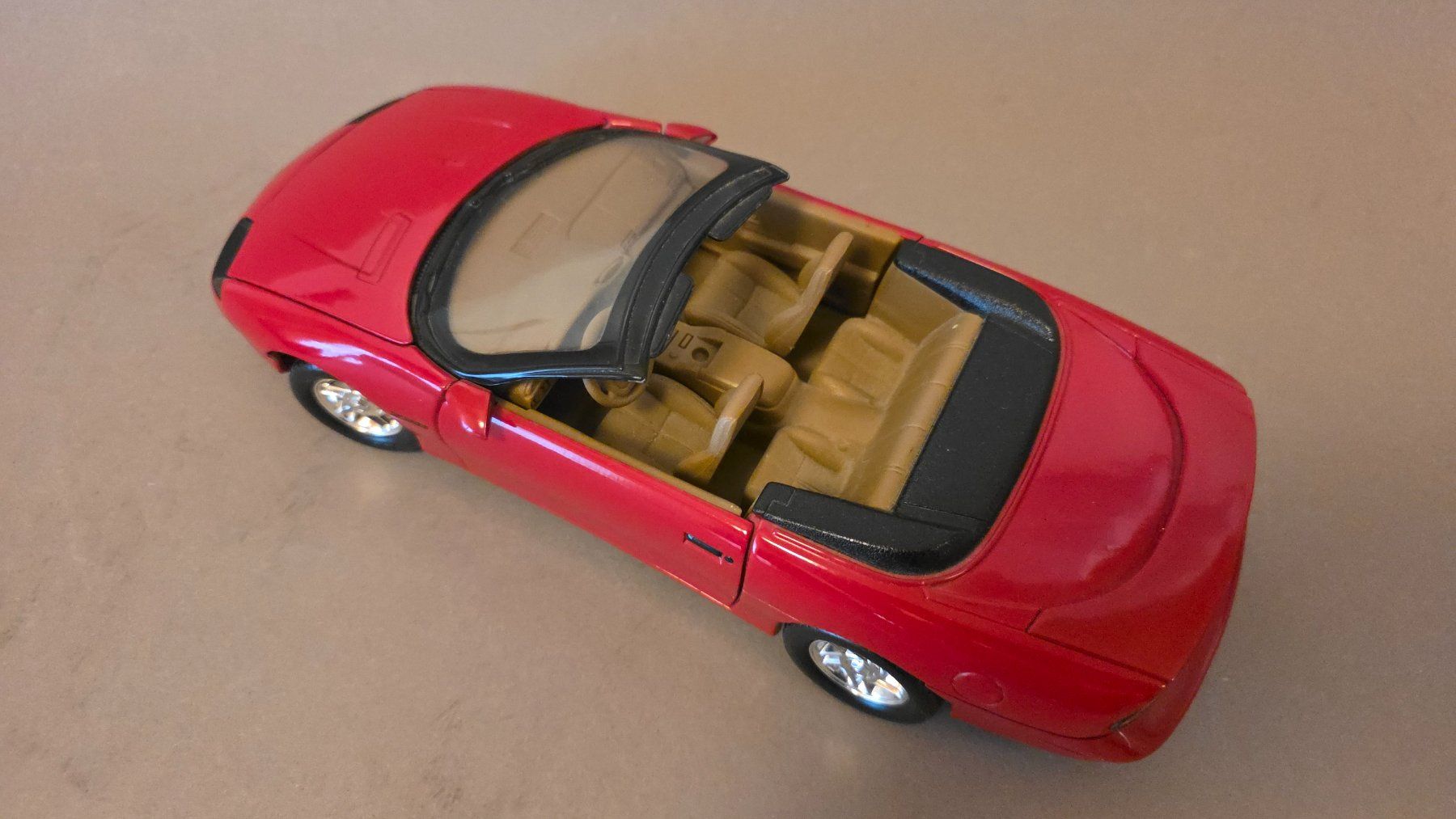 Ford Modellini d'auto: Chevrolet Camaro , 1:18  Vitrinenmodell, TOP – Usato da Hagenbuch ZH venduto da cougar1 3