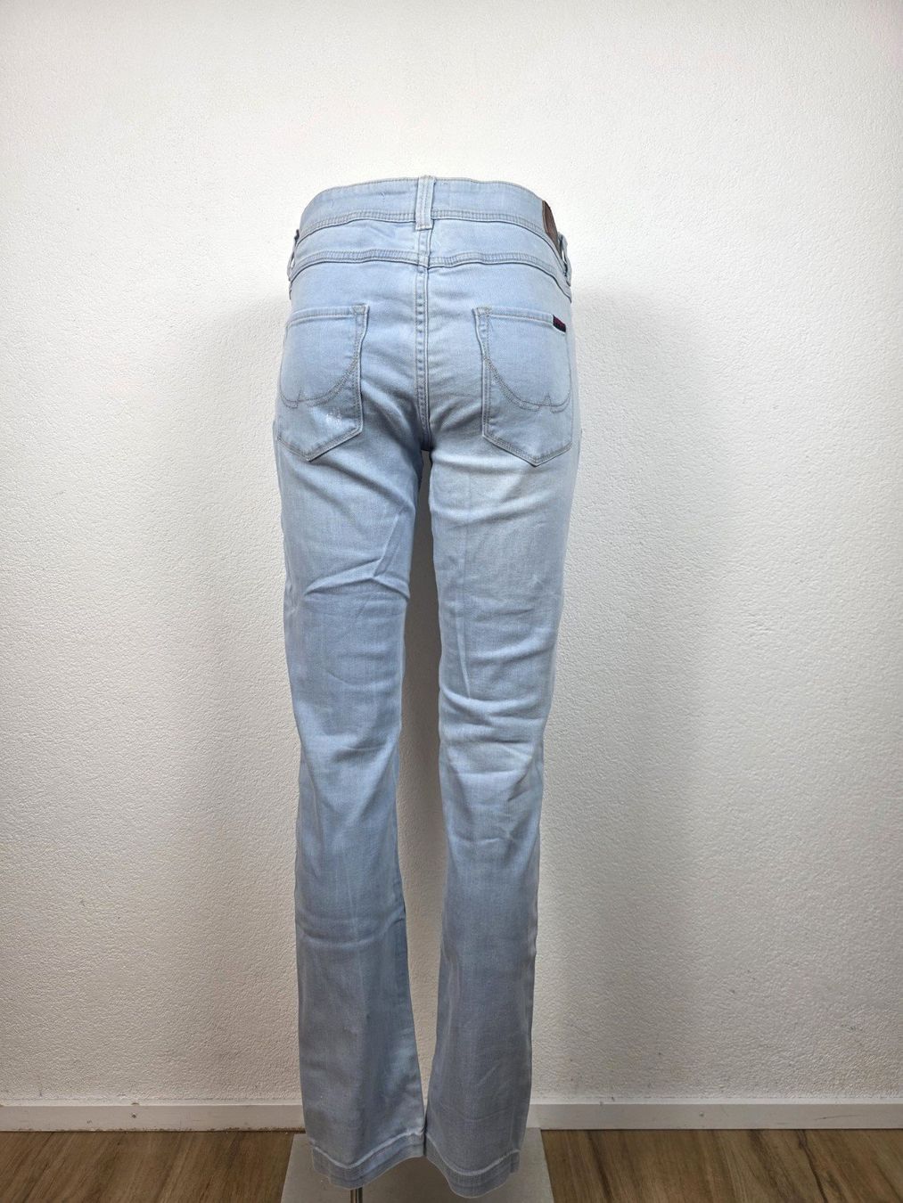 Superdry Jeans: SUPERDRY Cigarette Slim Jeans Hellblau  W32/L32 – Usato da Schaffhausen venduto da Restwert_SH 1