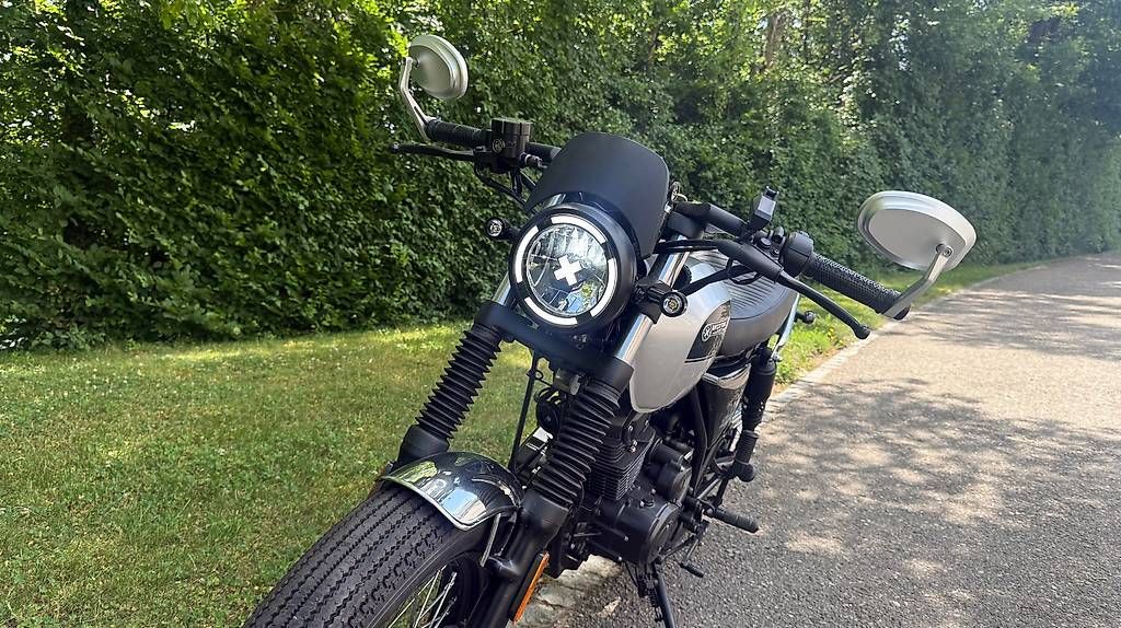 Brixton Motorcycles Strasse: Neuwertige Brixton Sunray 125 – Gebraucht aus Trimbach von ZweirAdler 4