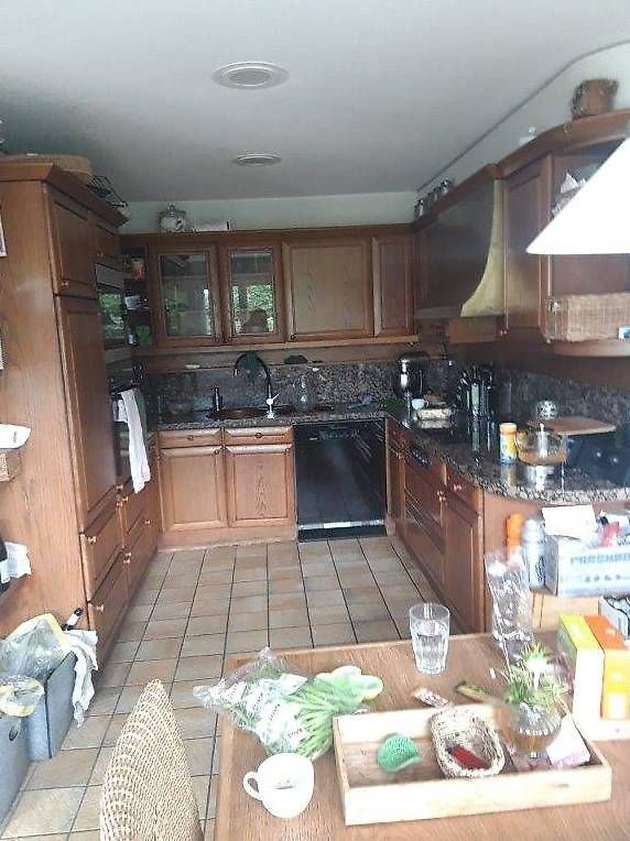 Gebrauchte Einbauküche mit Stein-Arbeitsplatte (Gebraucht) in Löhningen für CHF 1 – nur Abholung auf Ricardo kaufen