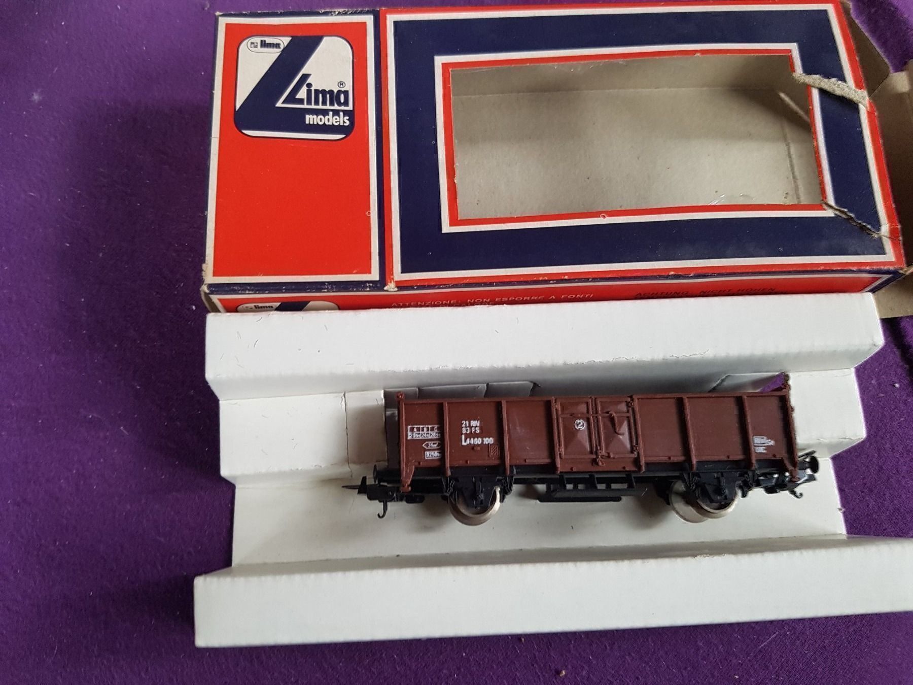 Lima Modellini di ferrovie: Lima Hochbordwagen 303171 L18 – Usato da Schwarzenburg venduto da Flamingo07