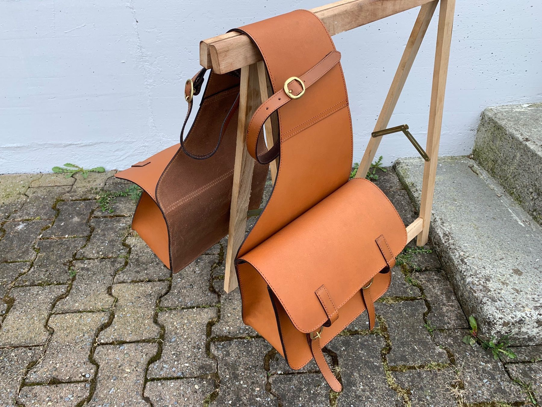 Mofa-Ersatzteile: 1 Paar schöne Satteltaschen – Gebraucht aus Feldbach von  1
