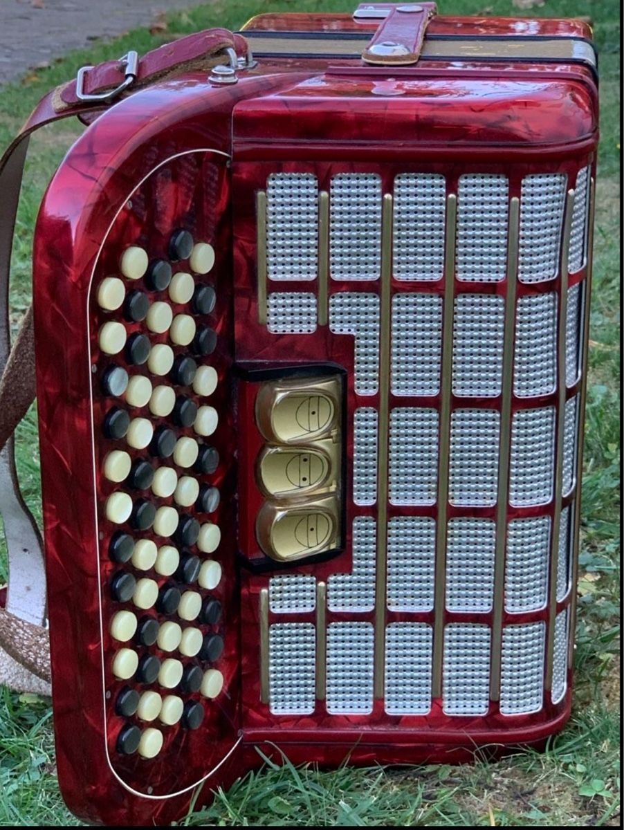Hohner Strumenti musicali: Akkordeon HOHNER „Piccolo“ – Usato da Wangen b. Olten venduto da Finolino28 2