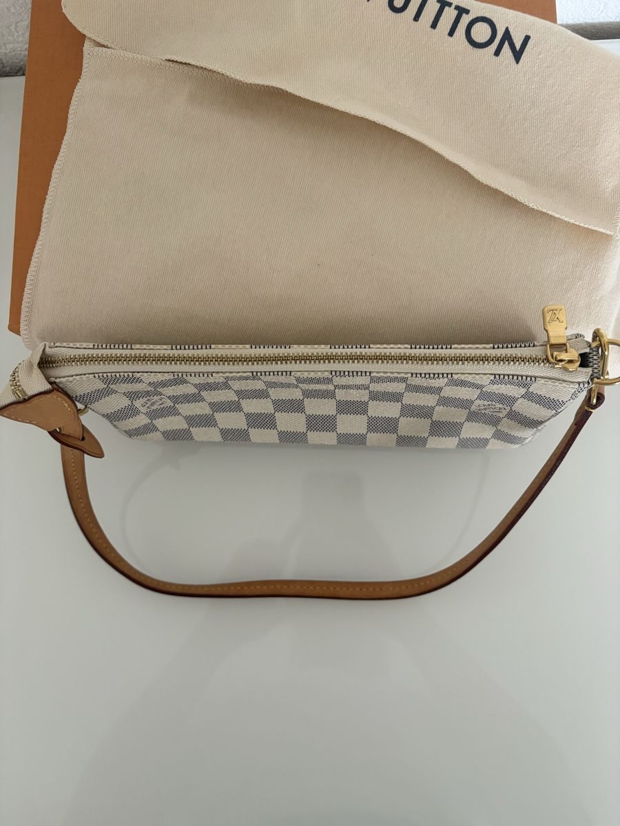 Louis Vuitton Borse da donna: Louis Vuitton Pochette – Usato da Oetwil a.d. Limmat venduto da DG91 1
