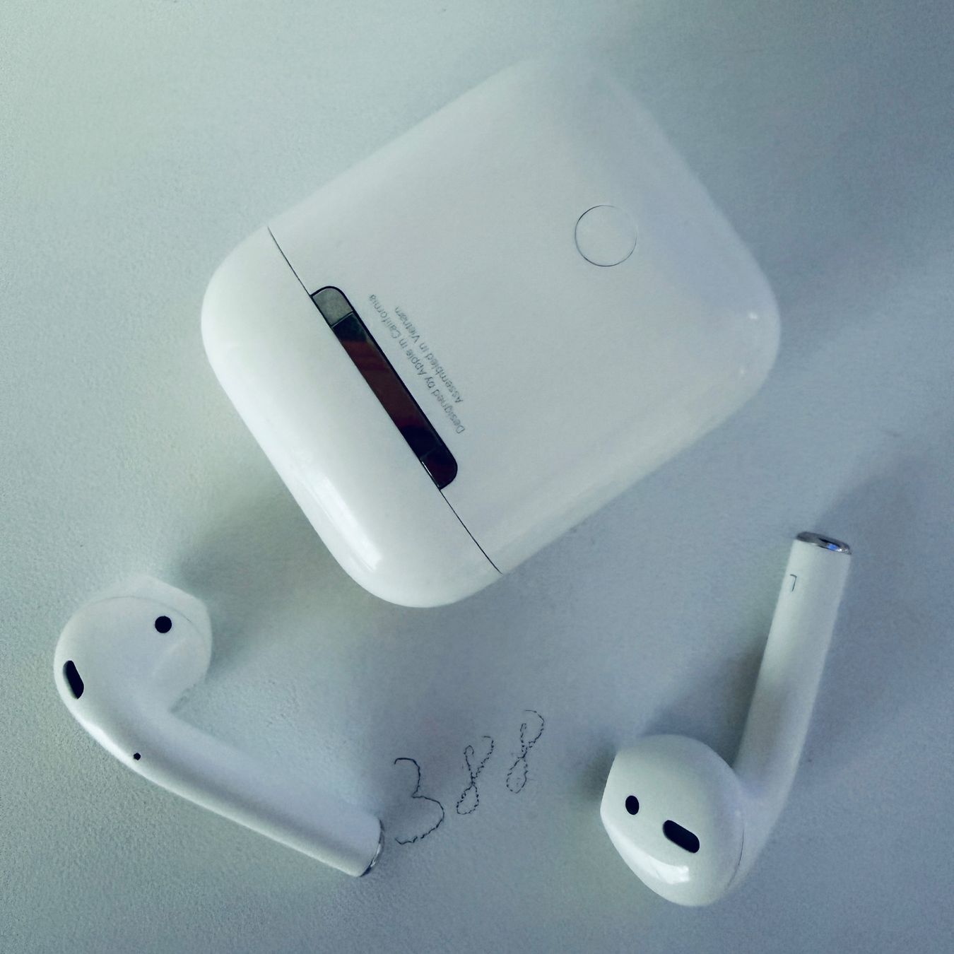 Apple Cuffie: Original Apple AirPods 2 Gen. Wireless Kopfhörer & Case – Usato da Basel venduto da MY.AIRPODS.SHOP 8