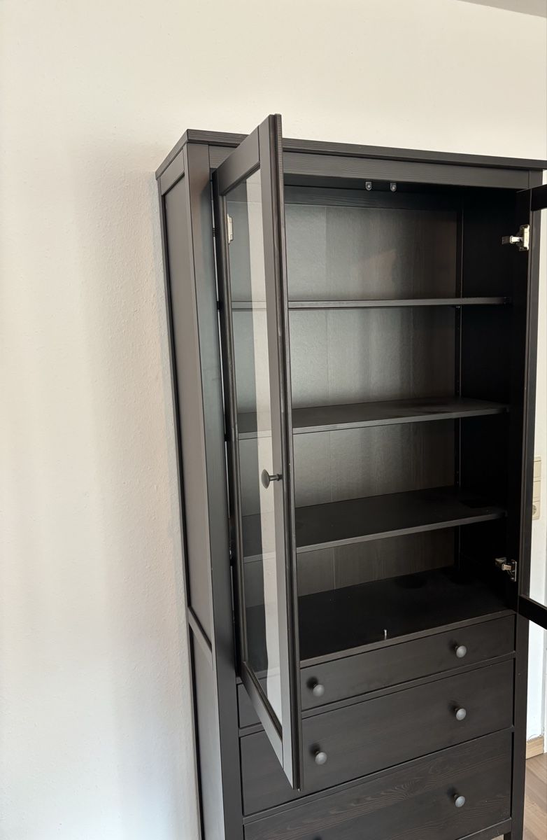Ikea Vitrinen: Hemnes Vitrine Ikea Schwarz – Gebraucht aus Waldenburg von Giuse12 1