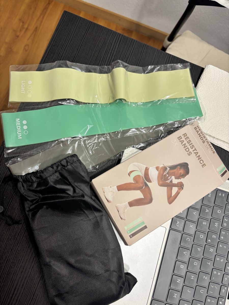 Hometrainer: Set tre fasce per allenamento mai utilizzate – Nuovo e nell'imballaggio originale da Embrach venduto da arg_wy2k