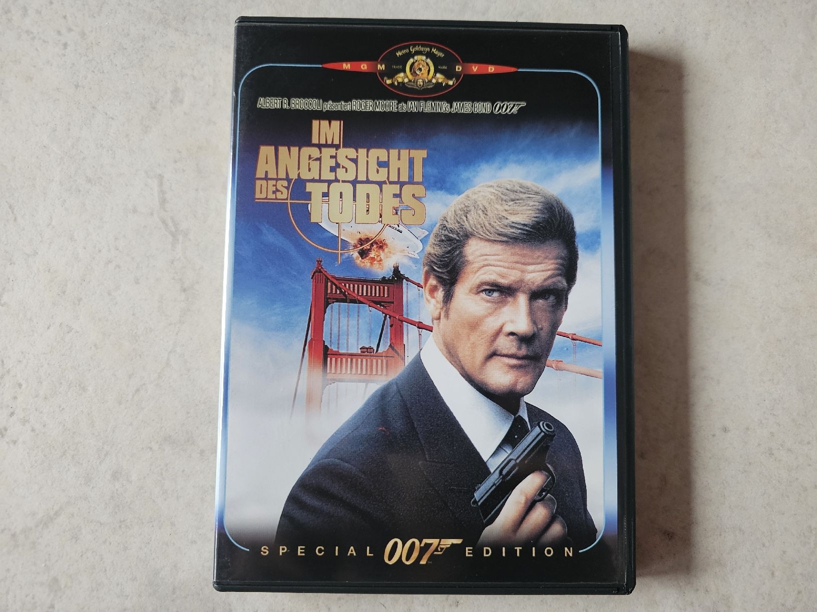 Tutti i DVDs: Im angesicht des Todes  -  James Bond 007 / Special Edition – Usato da Schneisingen venduto da backstore24
