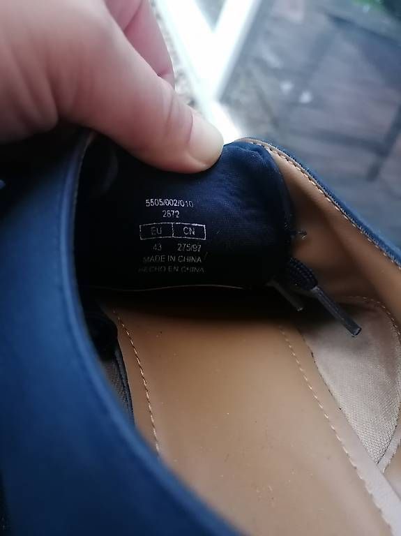 Scarpe da uomo: Blaue Schuhe Zara Gr. 43 – Usato da Nänikon venduto da Manta87 3