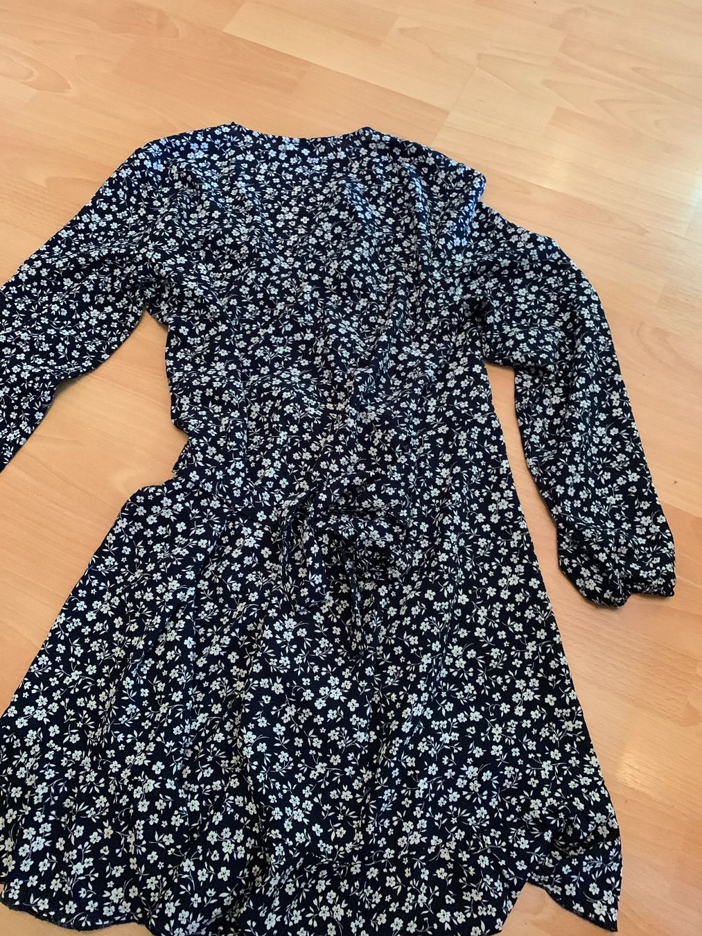Only Vestiti: Jolie robe à fleurs Only taille 40 – Usato da MEYRIN venduto da Gwendo10 1