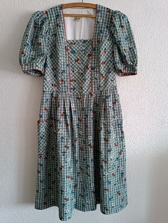 Tracht / Dirndl/ Rock Gr 44