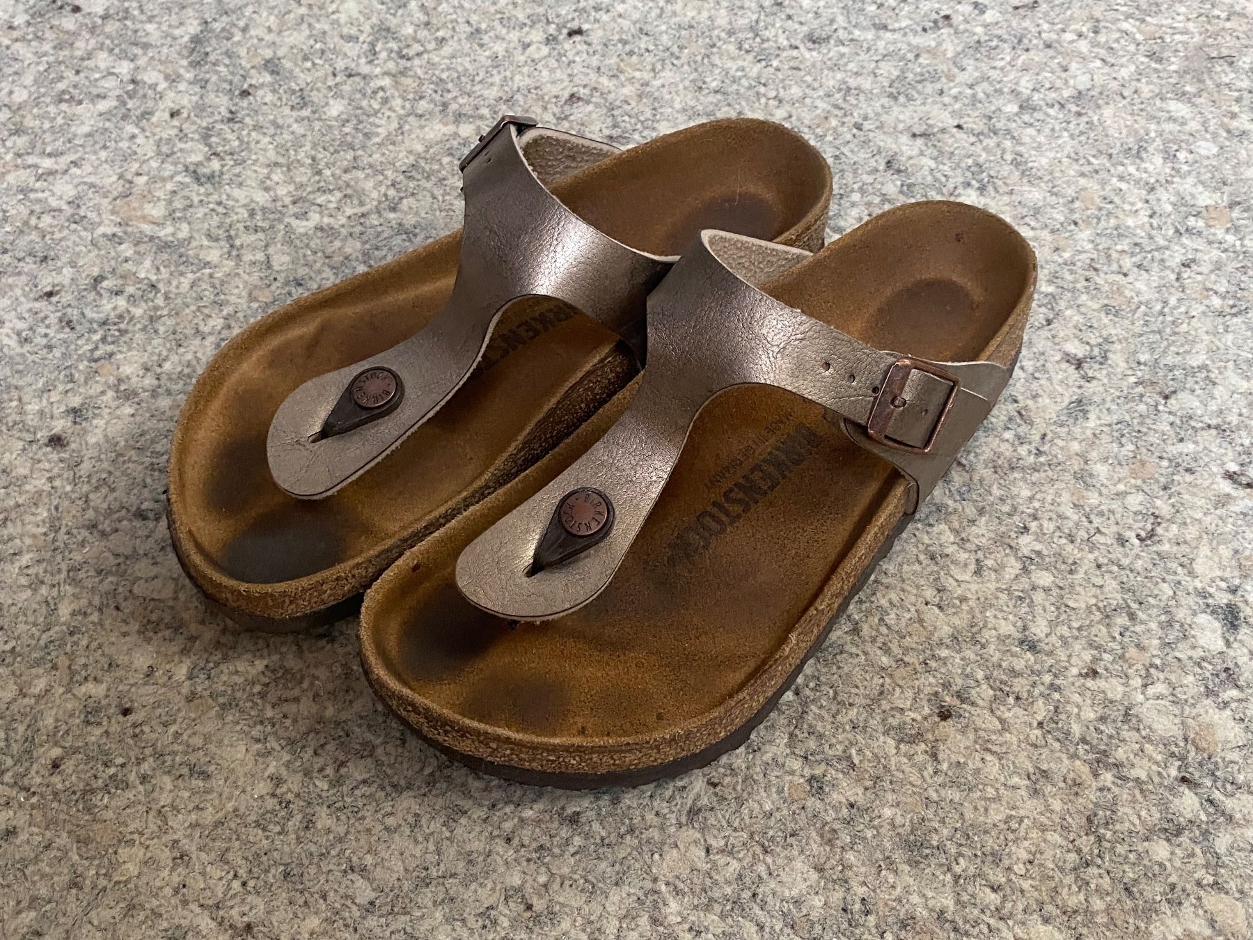Birkenstock Chaussures femmes: Birkenstock Gizeh Gr. 36 – D'occasion à Wattwil par edel88