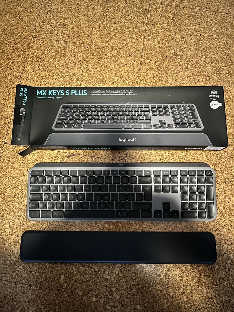 Logitech Tastiere: Logitech MX Keys S Plus - US - – Usato da Giubiasco venduto da sc-77