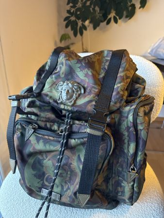 Versace rucksack 🎒